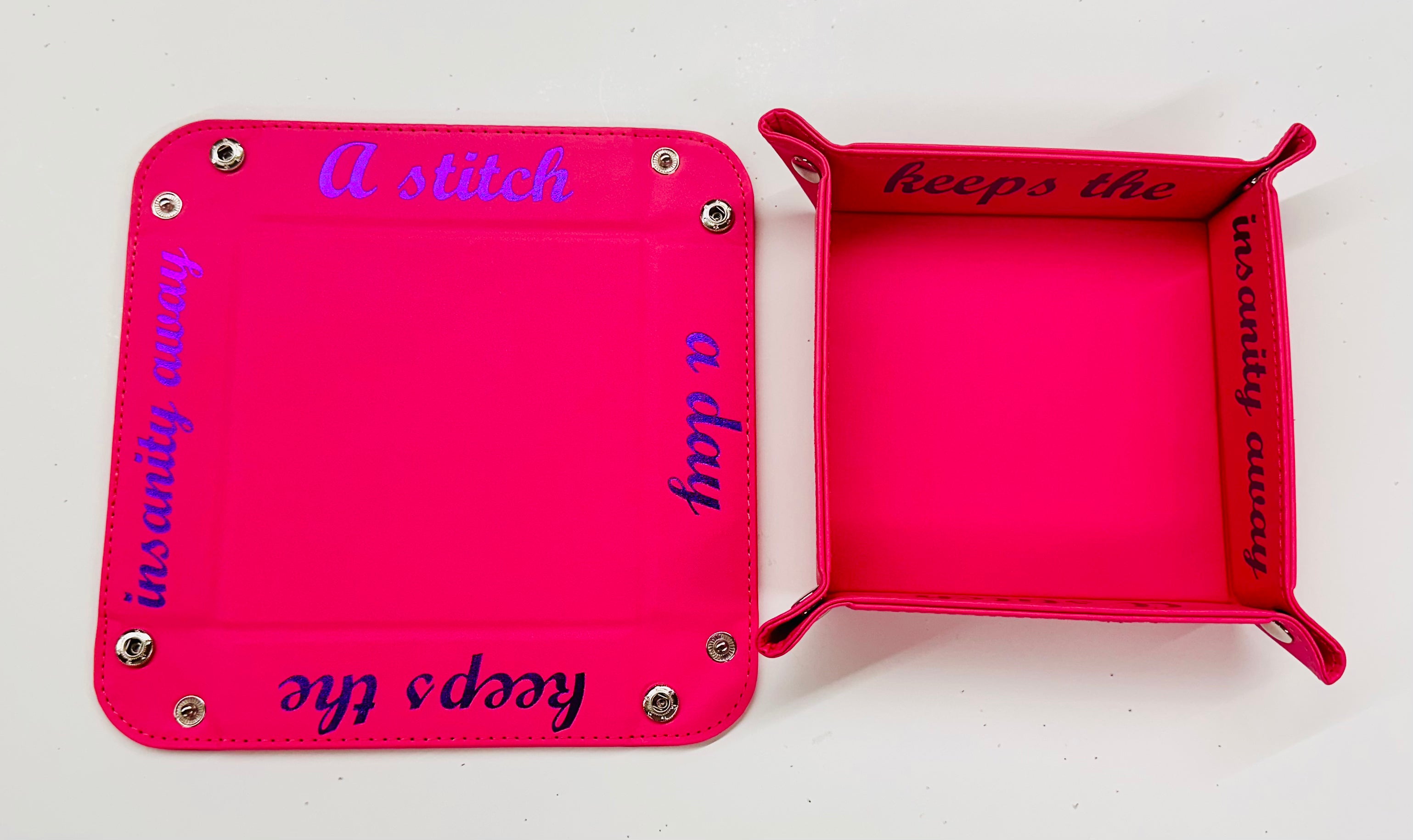 Accoutrement Designs Snap Trays