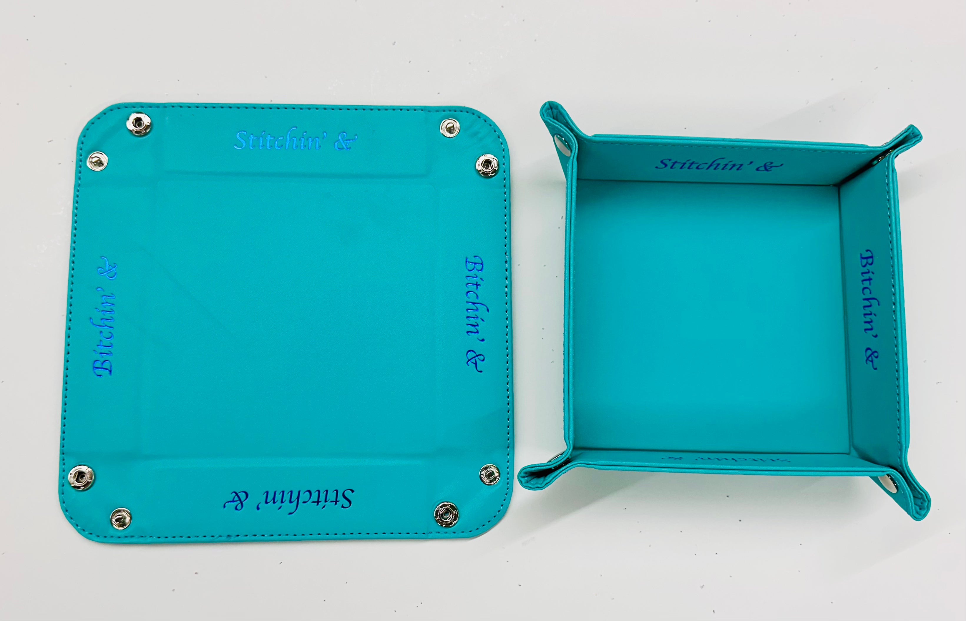 Accoutrement Designs Snap Trays
