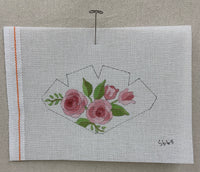 Strawberry w/4 pink roses