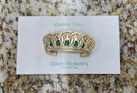 Vladimir Tiara Needle Minder