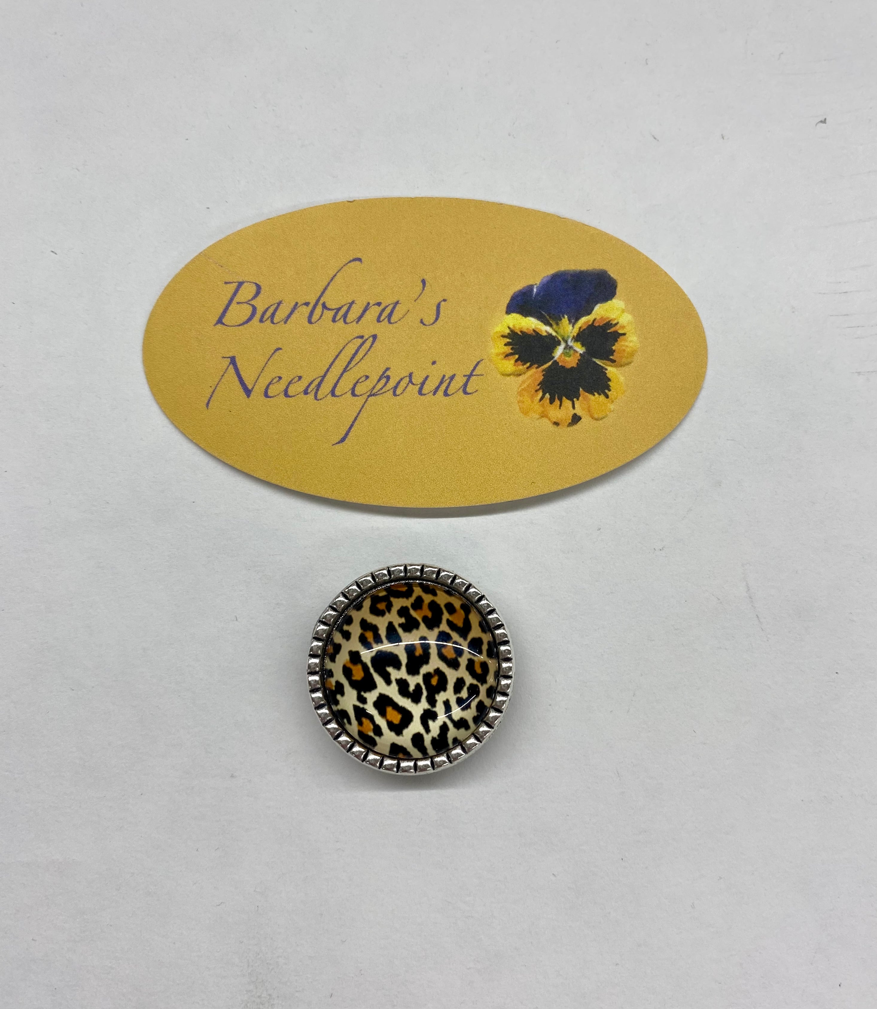 Fancy Leopard Needleminder