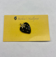 Black Strawberry Needleminder